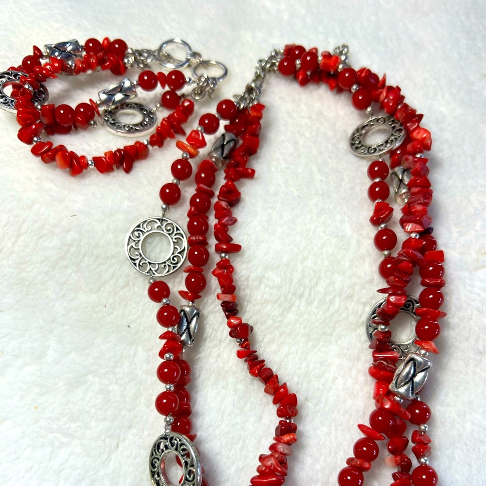 Premier Designs- 1980s Necklace and Bracelet Set